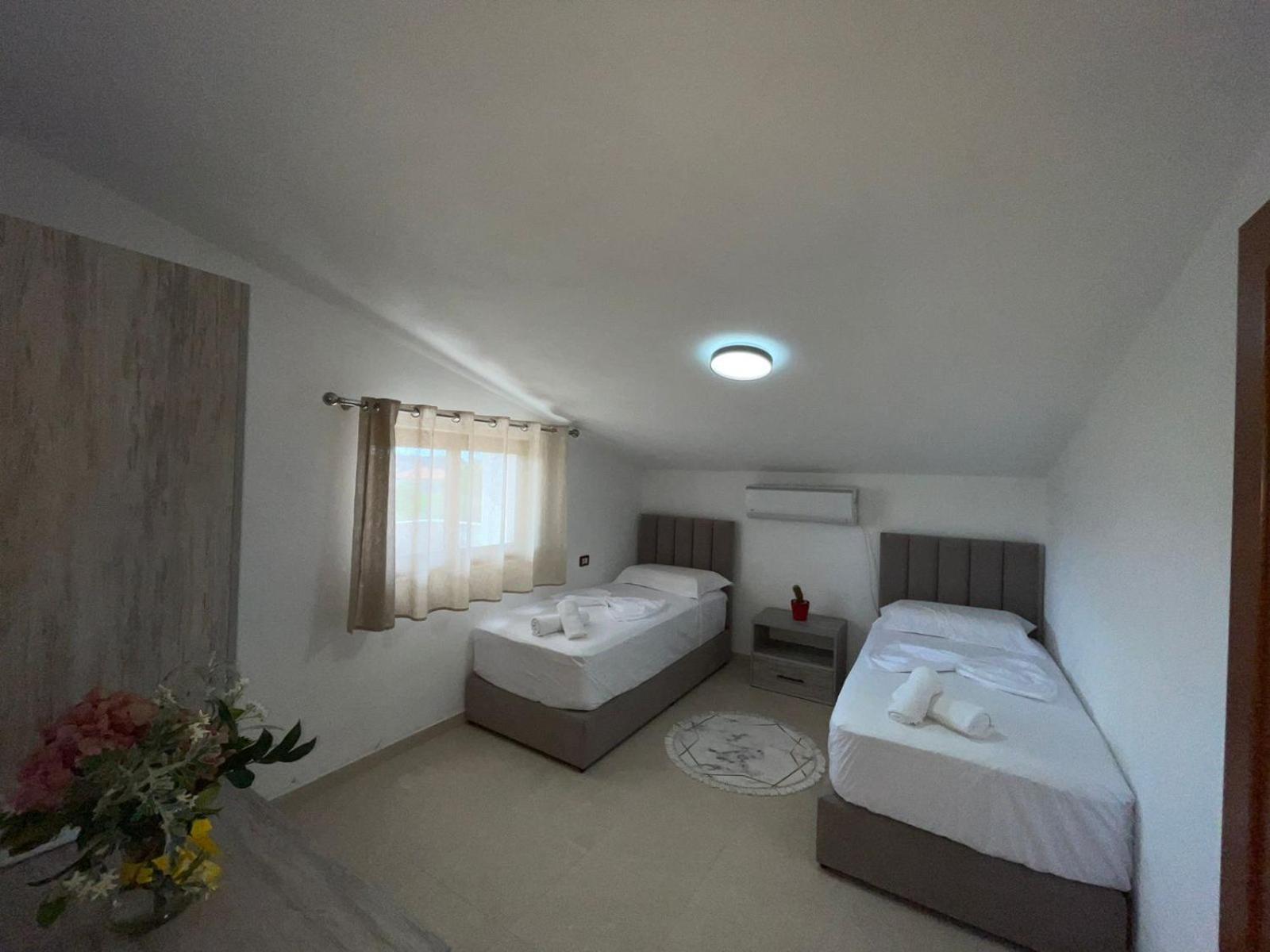 Prela'S Rooms ชโคเดอร์ ภายนอก รูปภาพ