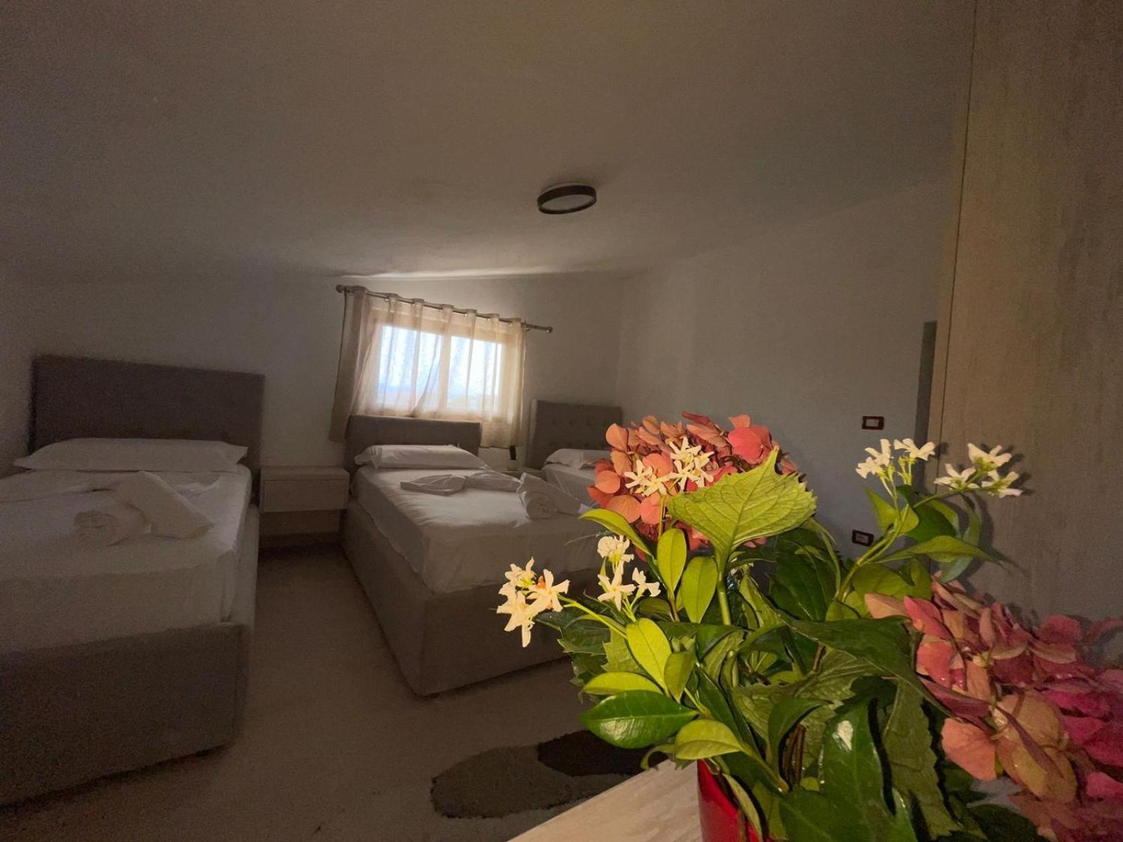 Prela'S Rooms ชโคเดอร์ ภายนอก รูปภาพ